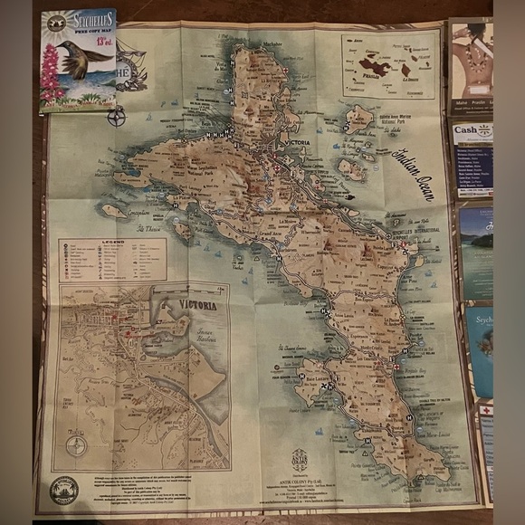 Seychelles Tourist souvenir antique style pocket map booklet - Picture 2 of 12